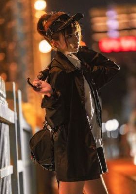 你比星光美丽免费播放