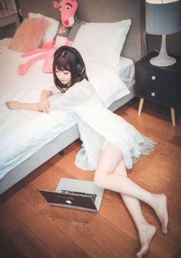 《乳色吐息》免费观看